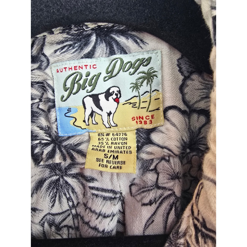 Big Dogs Mens Hawaiian Shirt Short Sleeve Tropical Hibiscus Print White Black SM - Picture 2 of 4